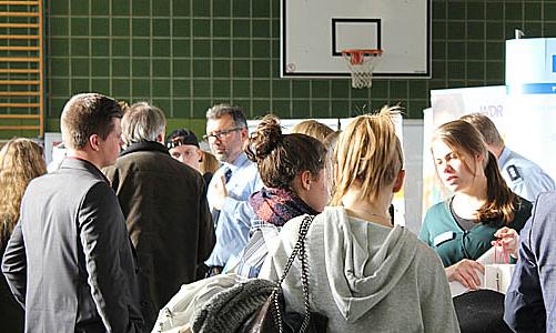 Beruf Religion Kirche Glaube Bildung Ausbildung Erzbistum Köln Markt der Möglichkeiten Katholische Freie Schulen