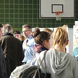 Beruf Religion Kirche Glaube Bildung Ausbildung Erzbistum Köln Markt der Möglichkeiten Katholische Freie Schulen