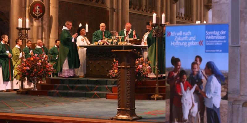 Eröffnung des Monats der Weltmission im Kölner Dom