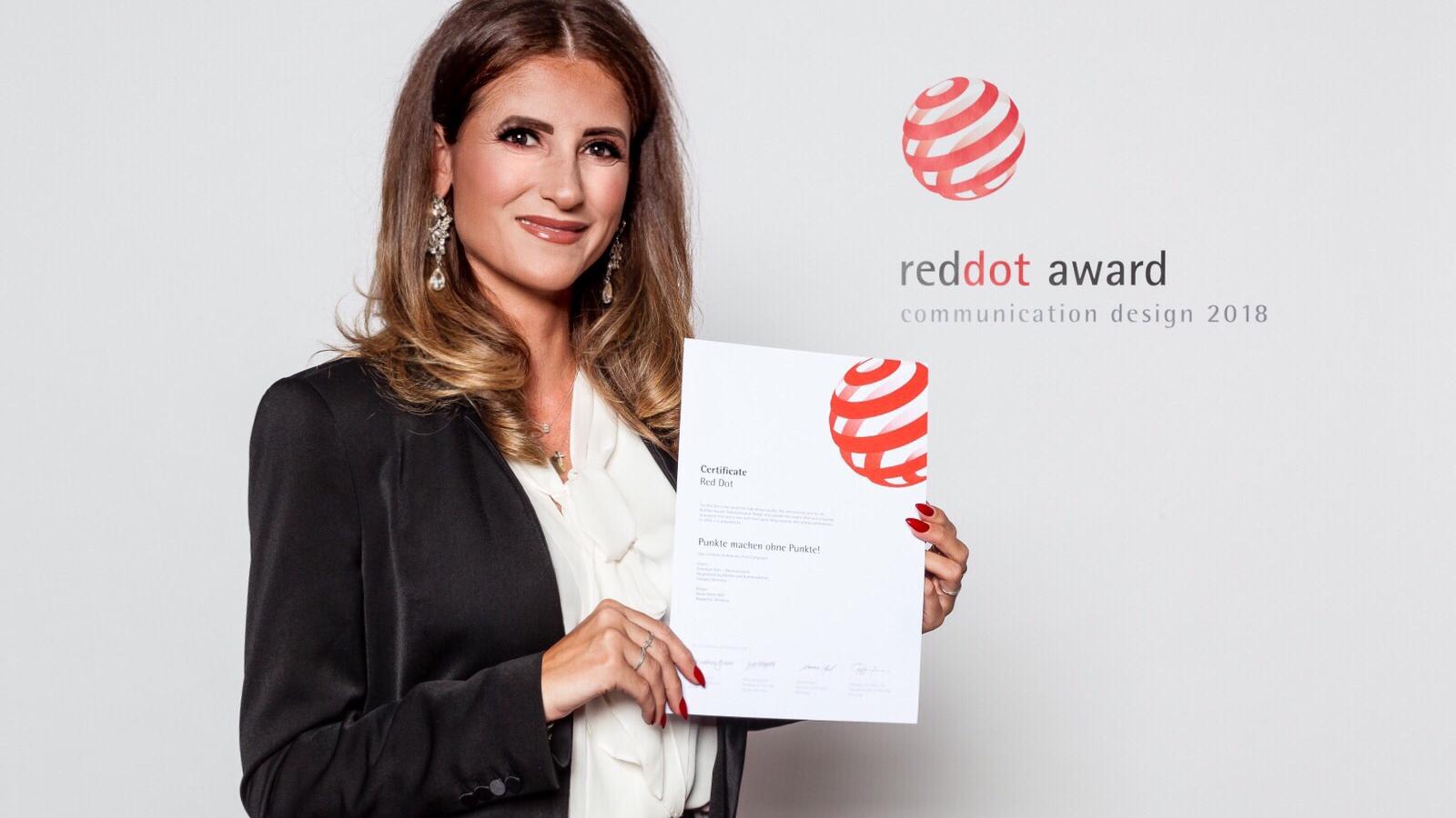 Tanja Roa aus der Hauptabteilung Medien und Kommunikation hat die Auszeichnung stellvertretend für das Projektteam entgegengenommen.