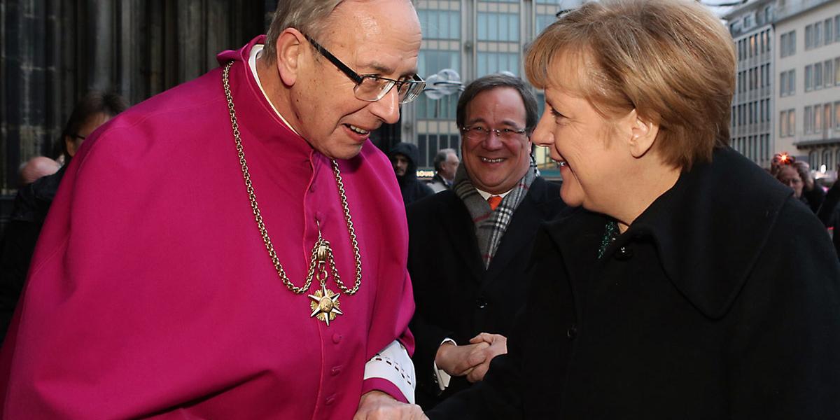 Dompropst Feldhoff empfängt 2014 Bundeskanzlerin Angela Merkel am Kölner Dom
