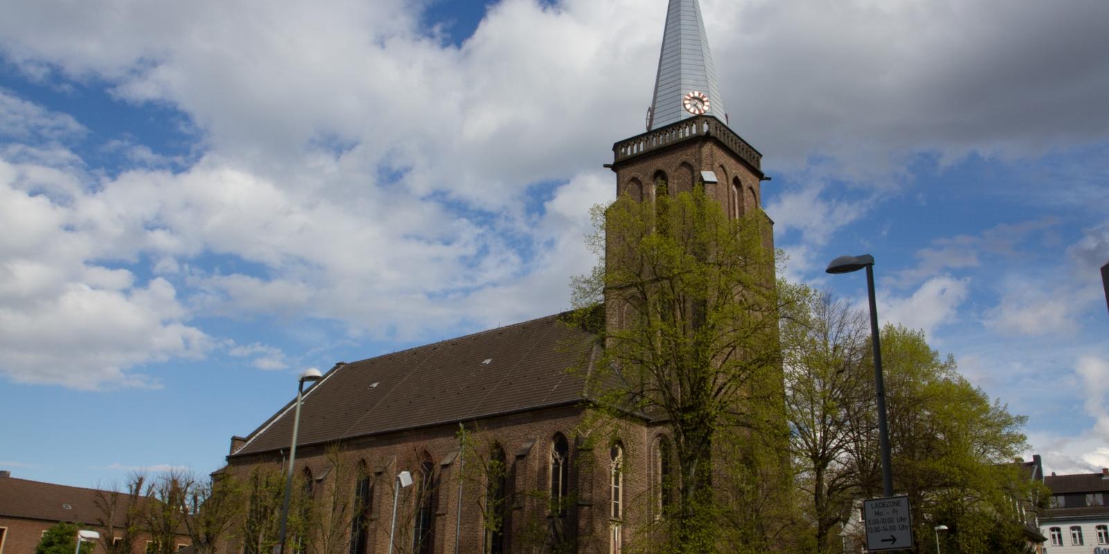 Sankt Remigius in Leverkusen-Opladen