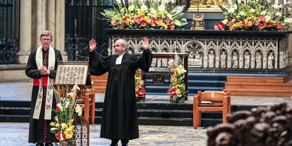 Kardinal Woelki und Präses Rekowski bei der ökumenischen Osterandacht im fast leeren Kölner Dom.