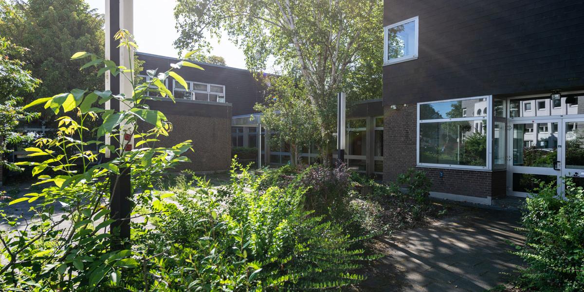 Das alte Berufskolleg in Köln-Lindenthal  im aktuellen baulichen Zustand