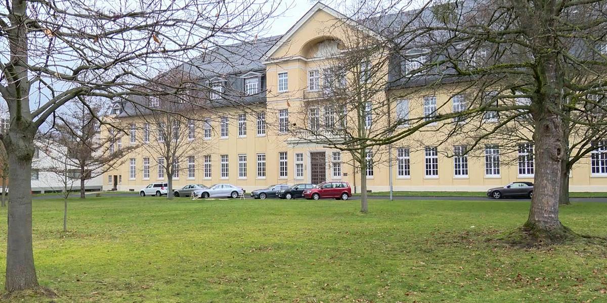 Das Erzbischöfliche Sankt-Adelheid-Gymnasium in Bonn-Pützchen feiert 2020 ihr 100-jähriges Bestehen