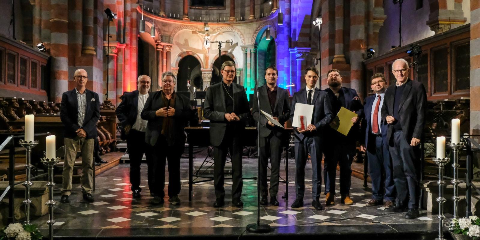 In der Abteikirche St. Nikolaus in Brauweiler wurden während zwei hochkarätig besetzten Konzertabenden Gewinner des Internationalen Kompositionswettbewerbs für junge Komponisten „Musica sacra nova“ ausgezeichnet. Zu den Organisatoren gehört neben dem Päpstlichen Institut für Kirchenmusik in Rom auch das Erzbistum Köln.