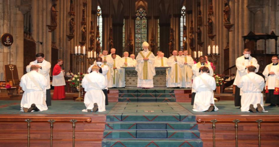 Priesterweihe im Kölner Dom