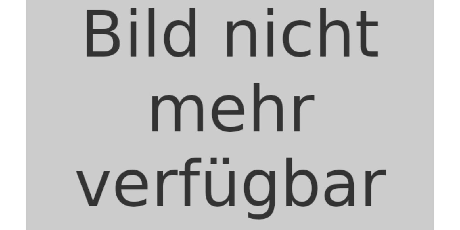 Weihekandidaten der Priesterweihe am Hochfest des Heiligsten Herzens Jesu am 24. Juni 2022 im Hohen Dom zu Köln durch Erzbischof Rainer Maria Woelki.

von links: Thomas Backsmann, Jan Schönthaler, Rafal Jerzy Liebersbach, Dominik Grässlin