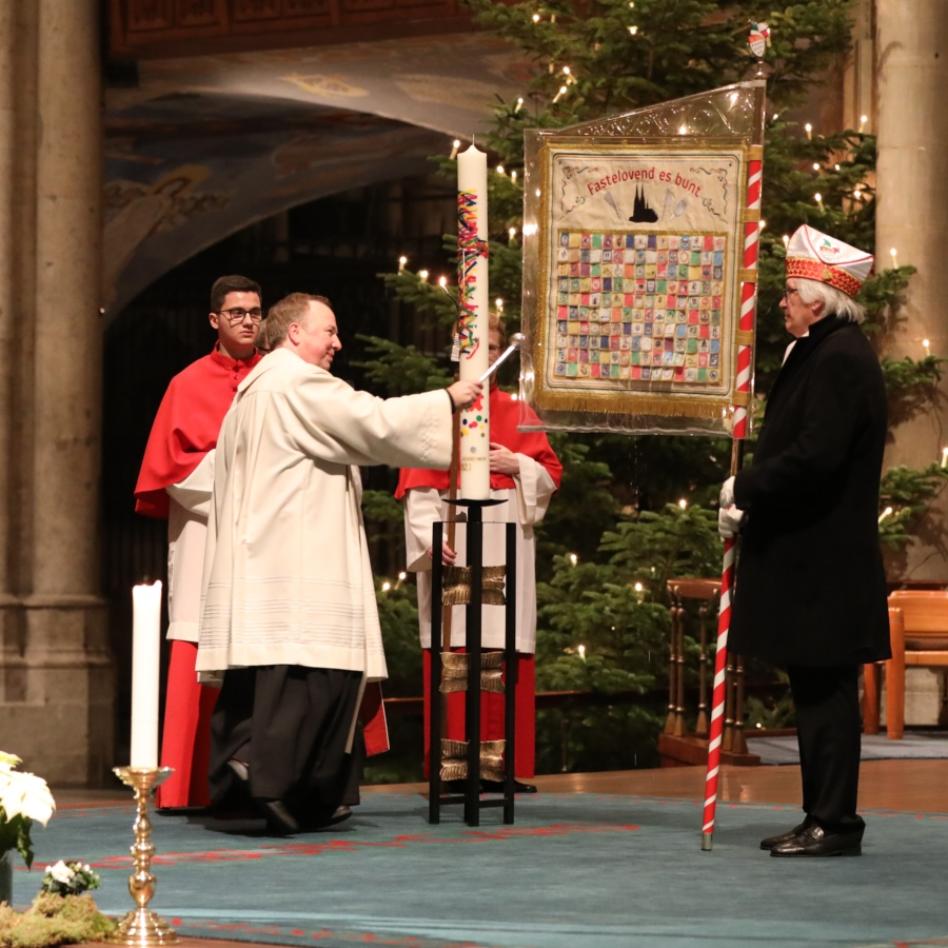 Ökumenischer Gottesdienst zur Eröffnung der Karnevalssession im Kölner Dom. Es zelebrierten der Kölner Stadtdechant Msgr. Robert Kleine und der Stadtsuperintendant des Evangelischen Kirchenverbandes für Köln und Region, Dr. Bernhard Seiger.