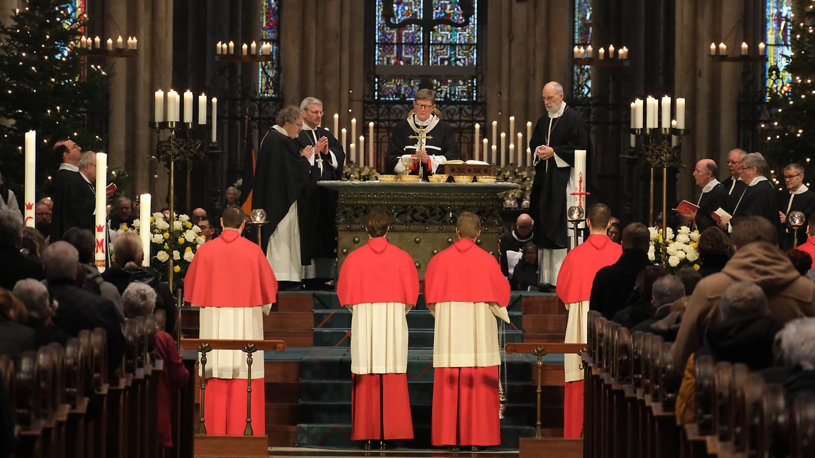 Pontifikalrequiem für Papst em. Benedikt XVI. im Kölner Dom (07.01.2023)