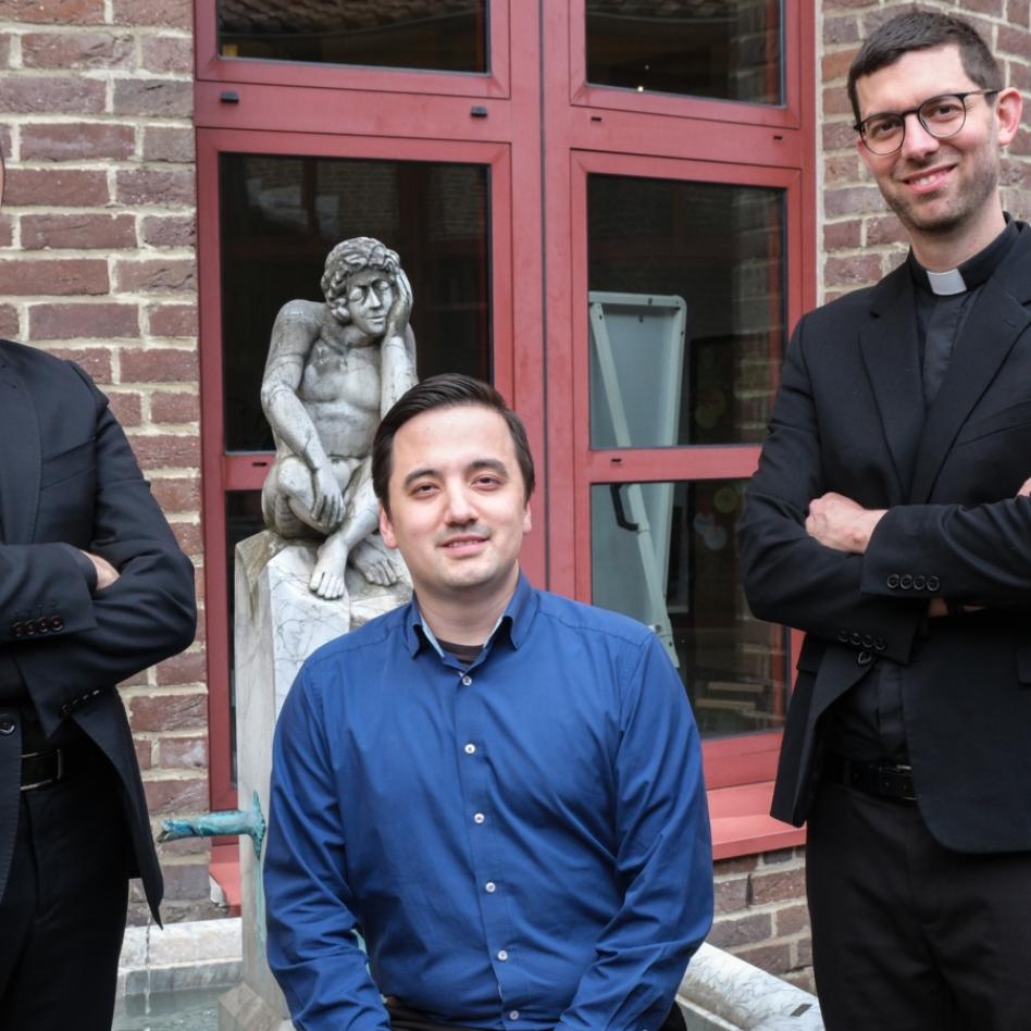 Werden am 04. Juni 2023 zu Diakonen geweiht: Javier Cenoz Larrea, Takuro Johannes Shimizu und Stefano Da Rin Zanco (von links nach rechts)