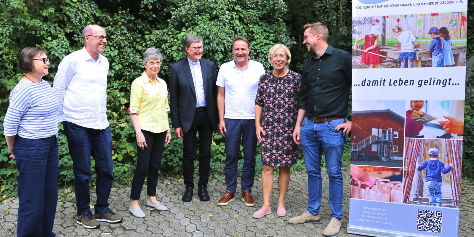 Kardinal Woelki besucht SKFM Düsseldorf zum Thema niederschwelliger Berufseinstieg für Drogenabhängige