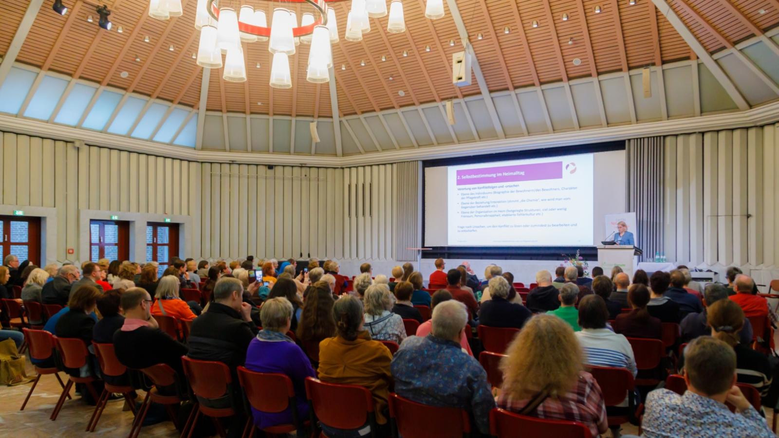 Das Diözesanforum Altenheimseelsorge fand am 05.03.2024 im Maternushaus statt