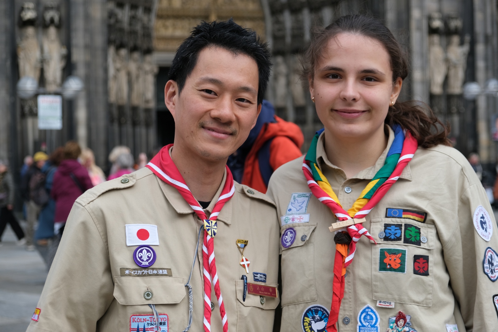 Masaru, Pfadfinderleiter der Shibuya Group in Tokio und Sara, Leiterin in St. Anno in Siegburg