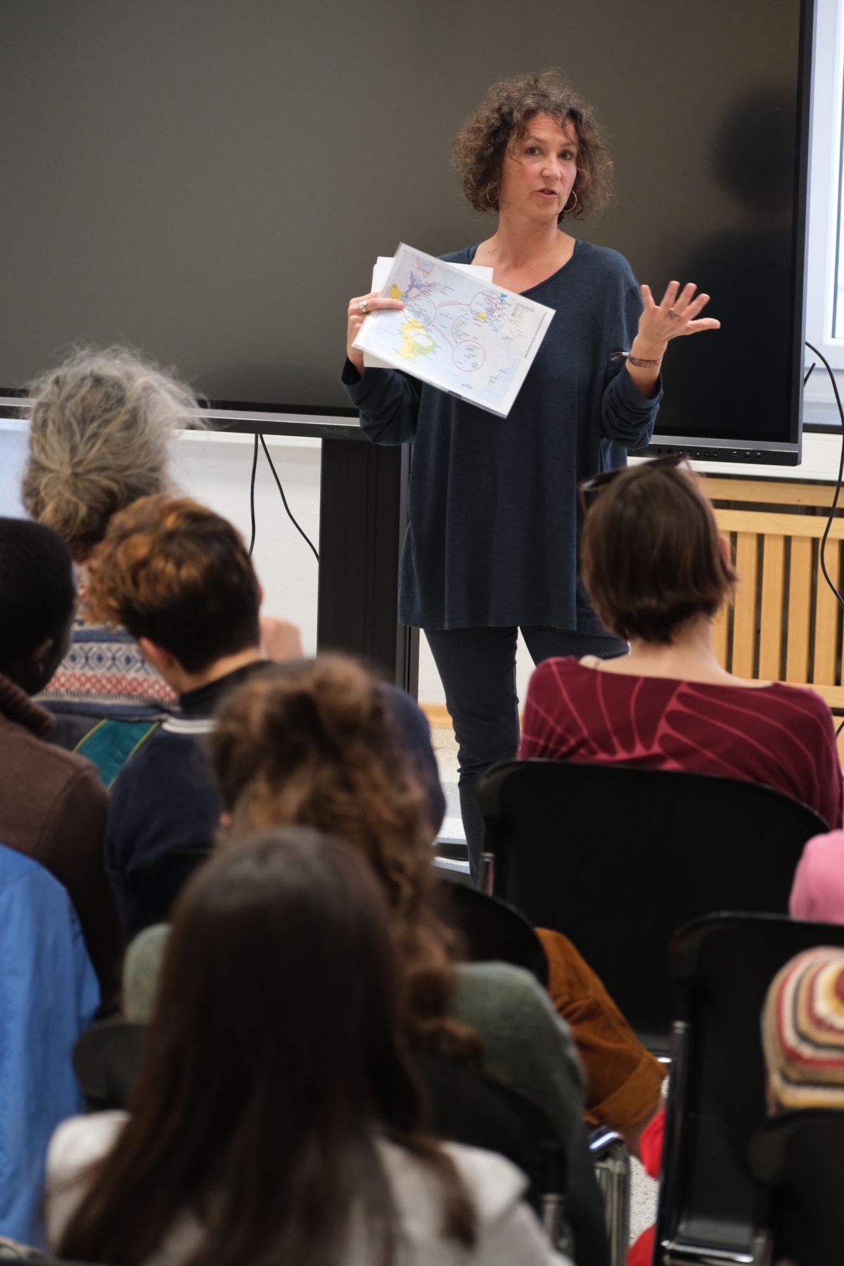 Sabine Kern spricht regelmäßig im Rahmen von Veranstaltungen zum Thema Vielfalt in der Gesellschaft.