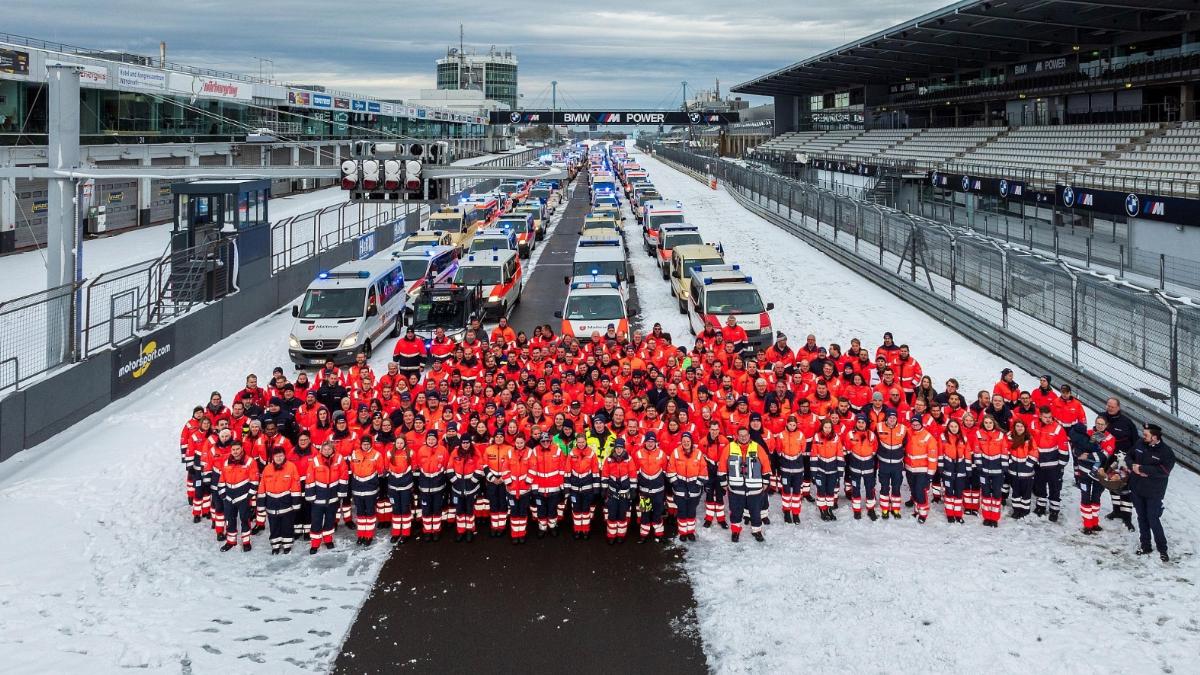 Gruppenfoto des MOT-Marsches