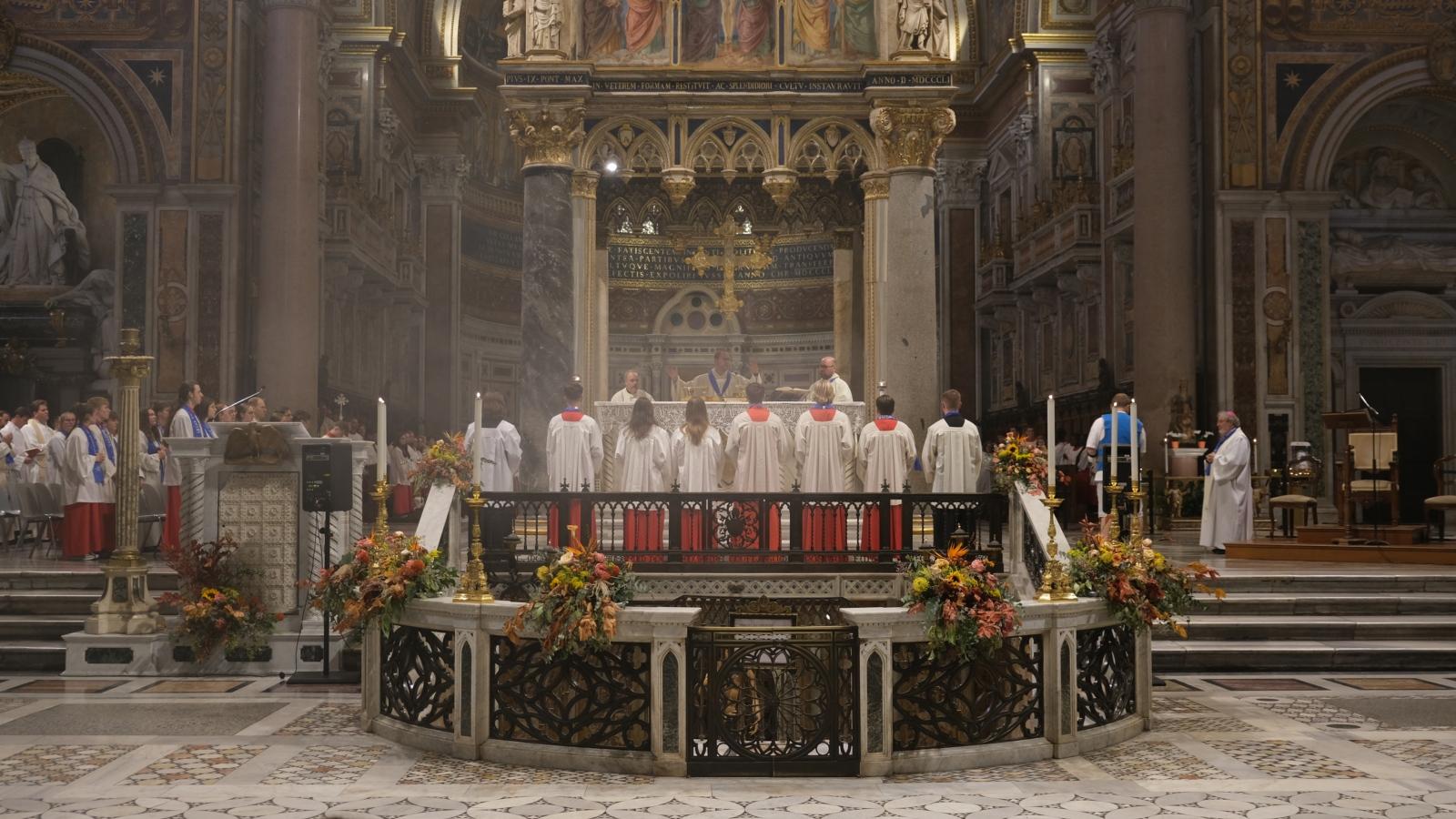 Foto vom Eröffnungsgottesdienst der Ministranten-Wallfahrt am 13.10.2025 in Rom