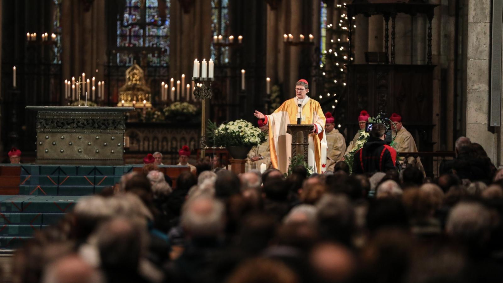 'Erscheinung des Herrn' (Dreikönig), Pontifikalamt im Kölner Dom