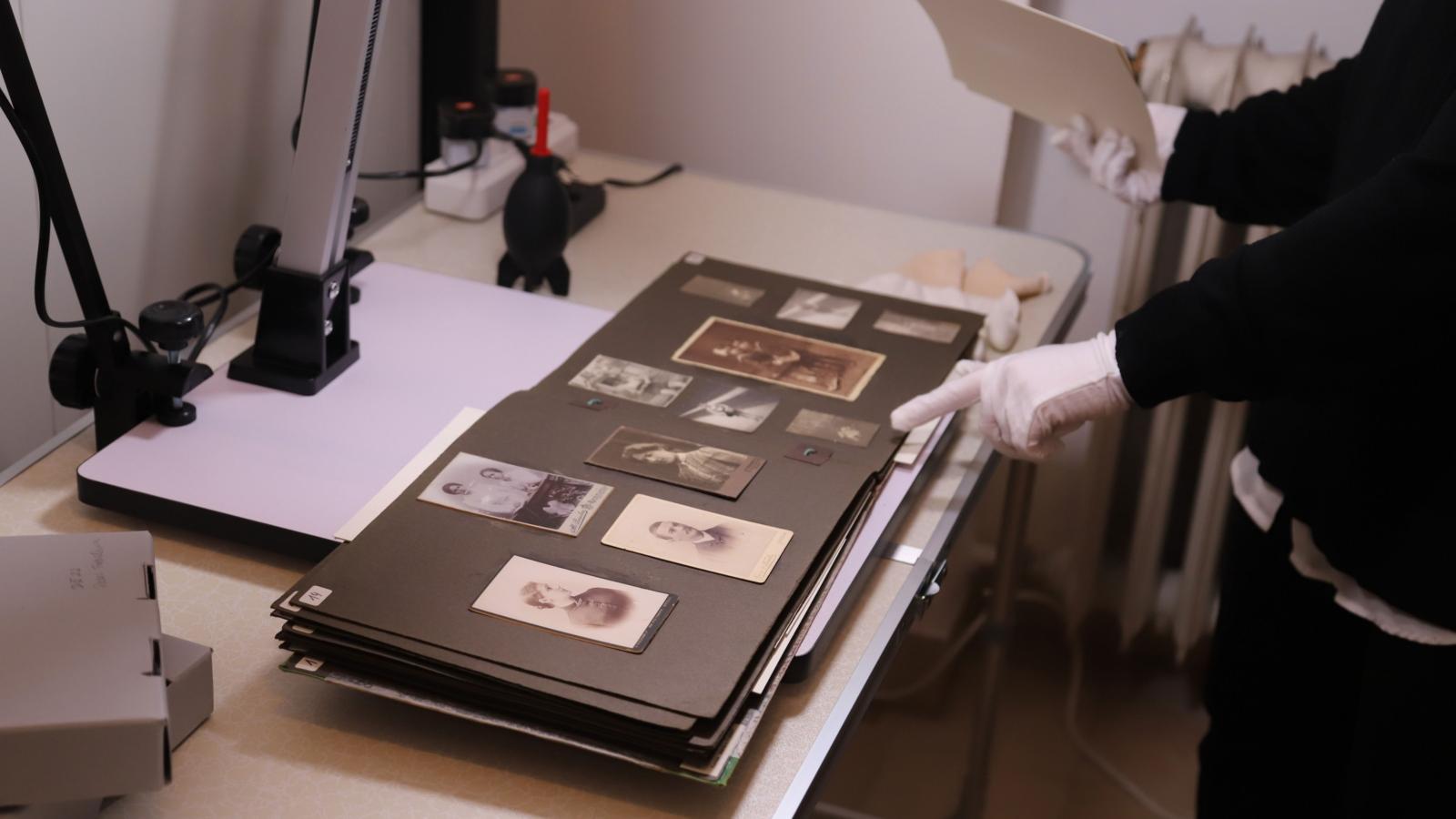 Digitalisierungsprojekt im Edith-Stein-Archiv (Köln). Verwendung der Bilder nur für Berichterstattung durch den Bereich Medien & Kommunikation.