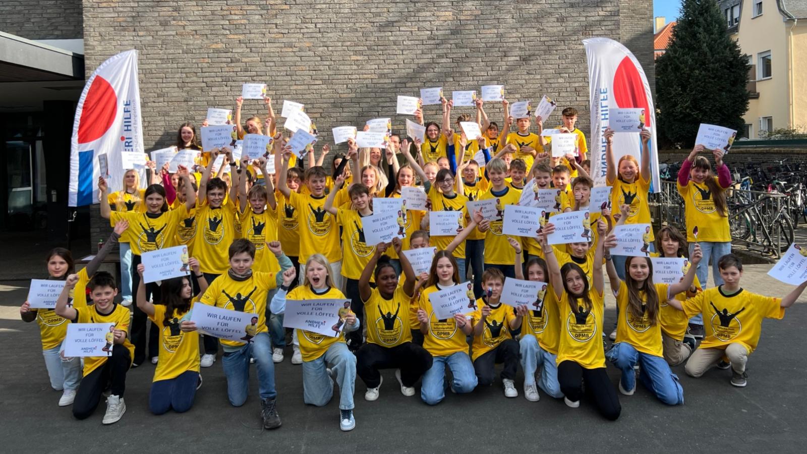 Mit Engagement dabei: Die Schülerinnen und Schüler des St. Ursula-Gymnasiums