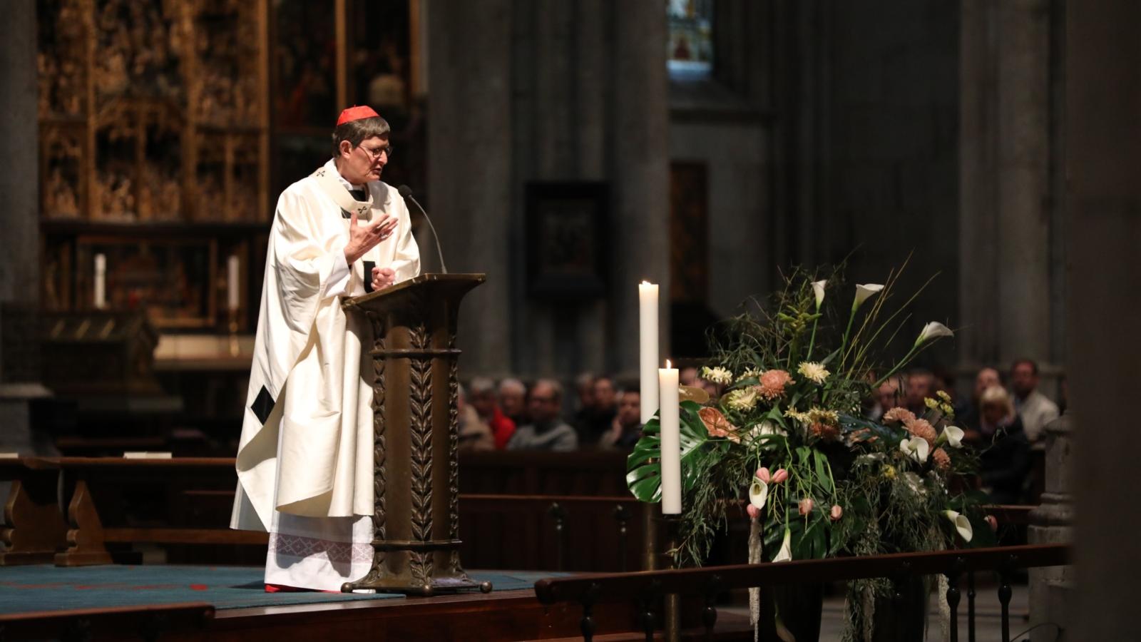 Mittwoch, 23.04.35, 18.30 Uhr, im Kölner Dom - mit Kardinal Woelki