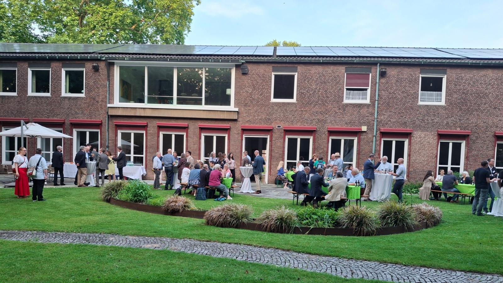 Kardinal Woelki lädt DPR Nichtgeloste ein (Andacht, Talk und Get-Together)
