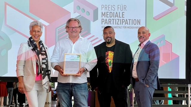 v.l.: Amina Johannsen (stv. Leiterin LVR-Zentrum für Medien in Düsseldorf), Greger Hennecke (Erzbischöfliches Berufskolleg Köln), Elvis Katticaren (Medienwerkstatt Kath. Bildungswerk Köln) und David Fernández (Radio Köln).