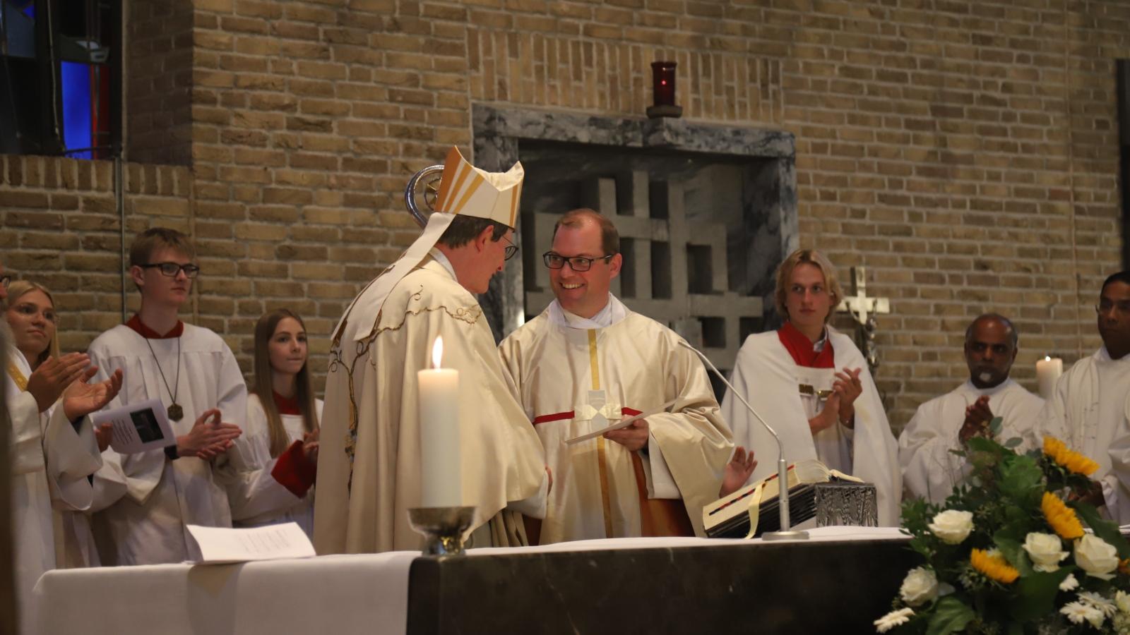 21.09.2025 in St. Hubertus Bergheim-Kenten, mit Kardinal Woelki