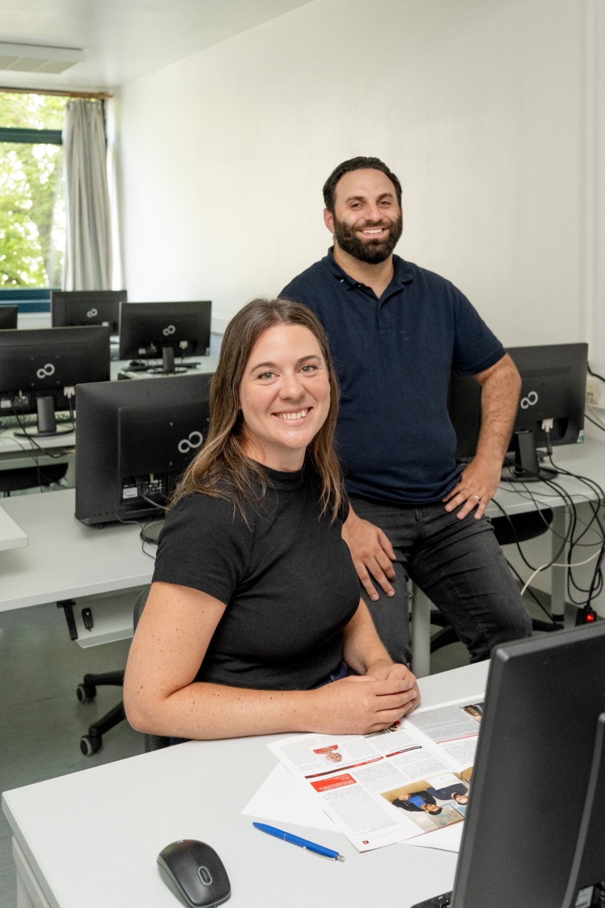 Foto der beiden Berater Julia Paltian und Fadi El Abbas.