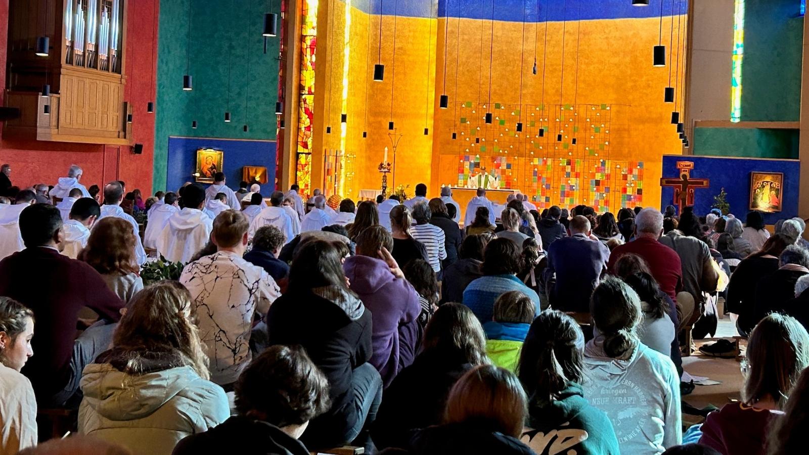 Ein Gottesdienst in Taizé
