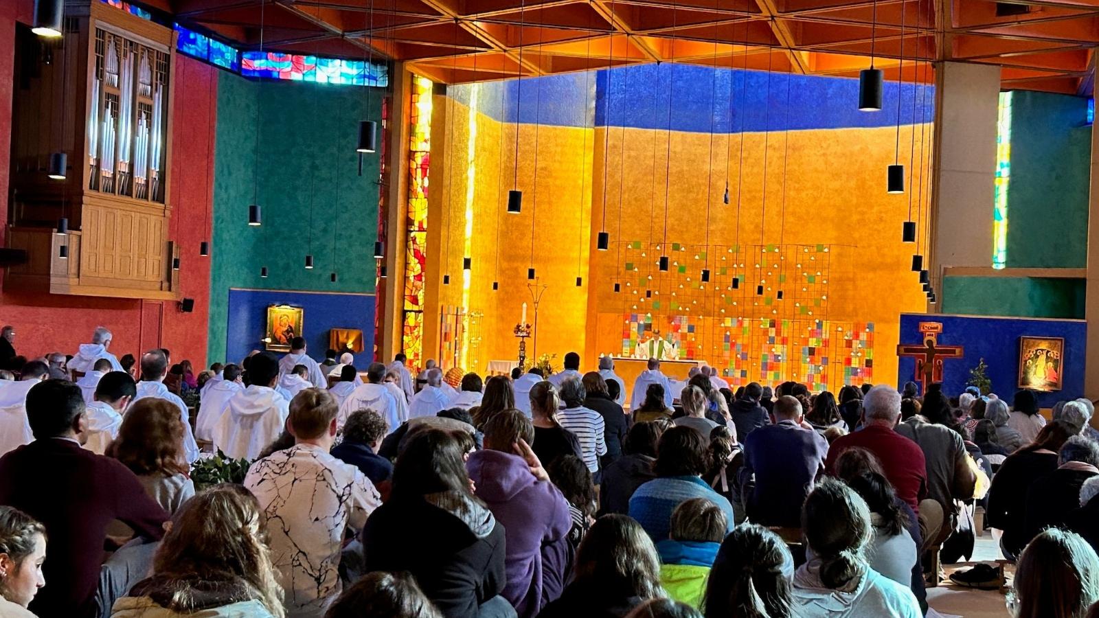 Ein Gottesdienst in Taizé