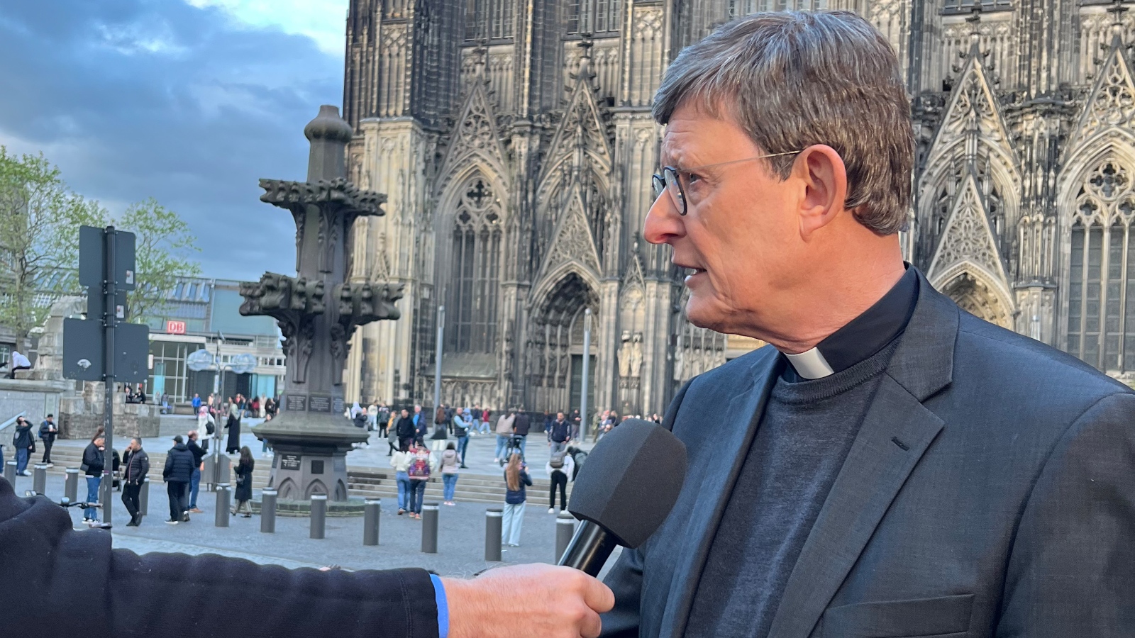 Kardinal Woelki im Interview