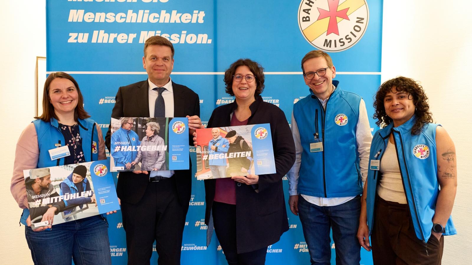 Gemeinsamer Fototermin in Düsseldorf