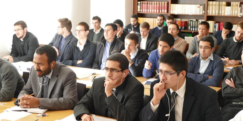 Ein_Rabbi_im_Seminar_2