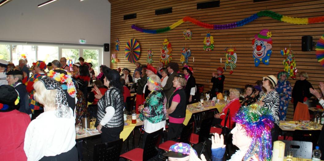 Karnevalsfrühstück Senioren Sankt Anna Ratingen Hösel