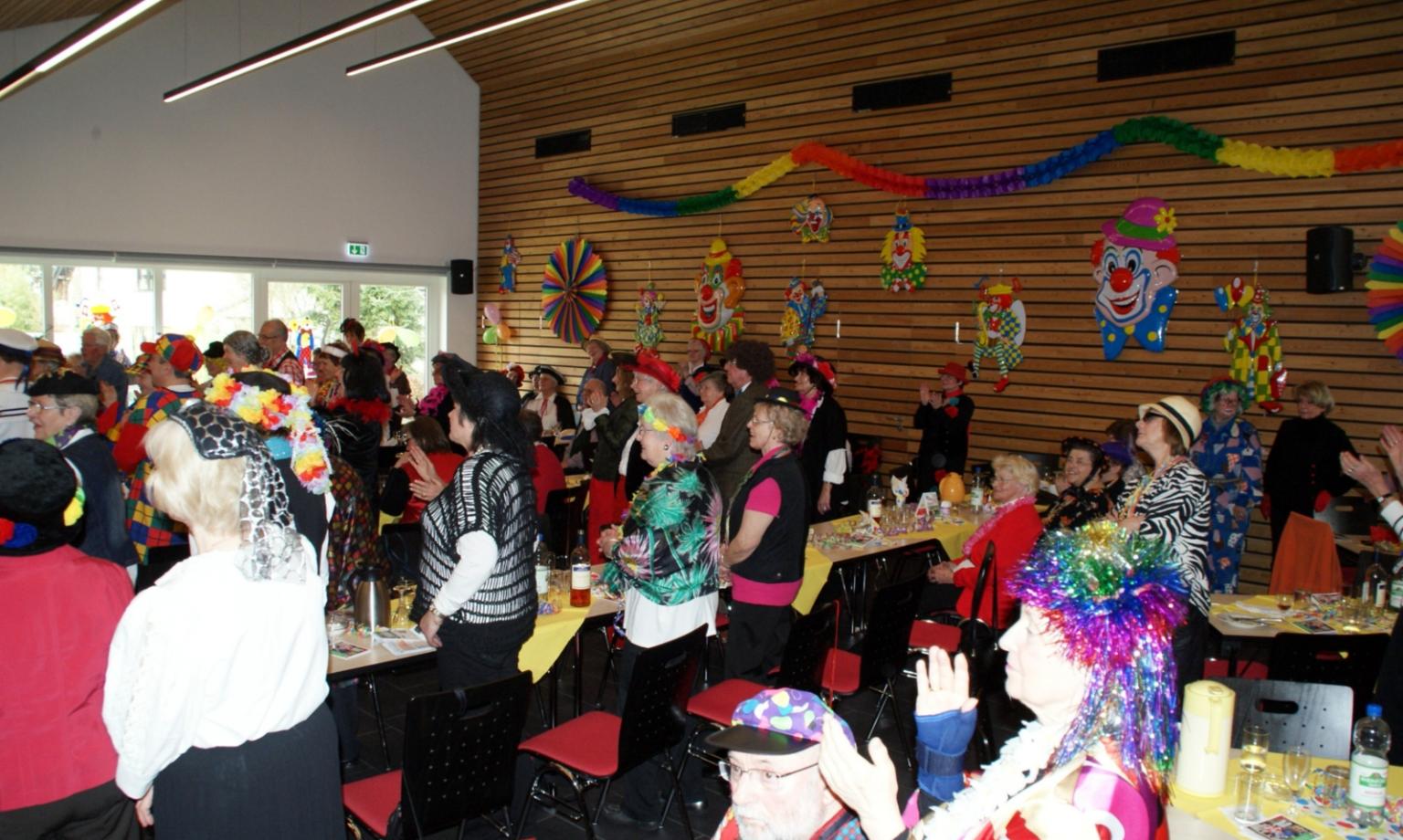 Karnevalsfrühstück Senioren Sankt Anna Ratingen Hösel