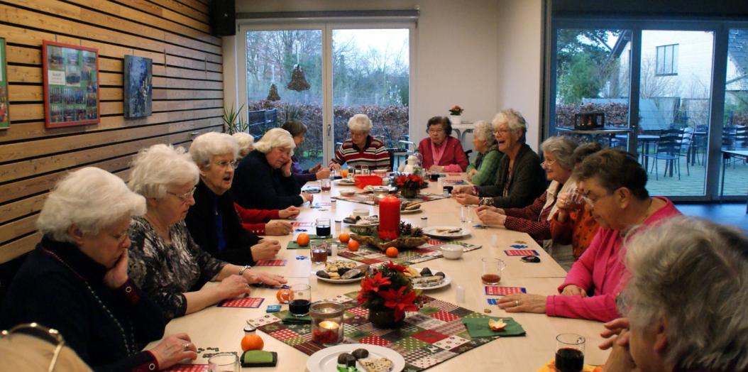Spielenachmittag Senioren Ratingen - Hösel