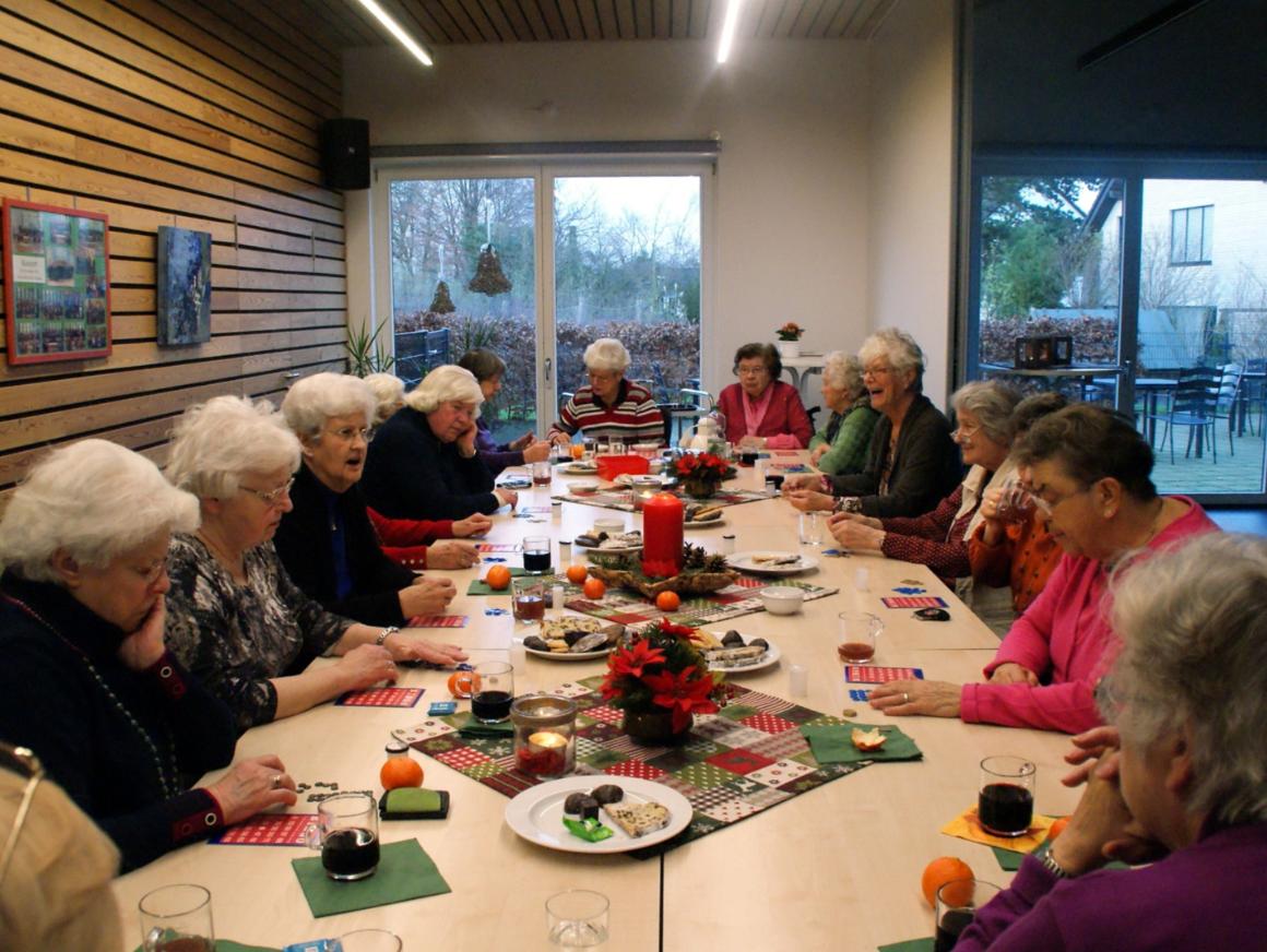 Spielenachmittag Senioren Ratingen - Hösel
