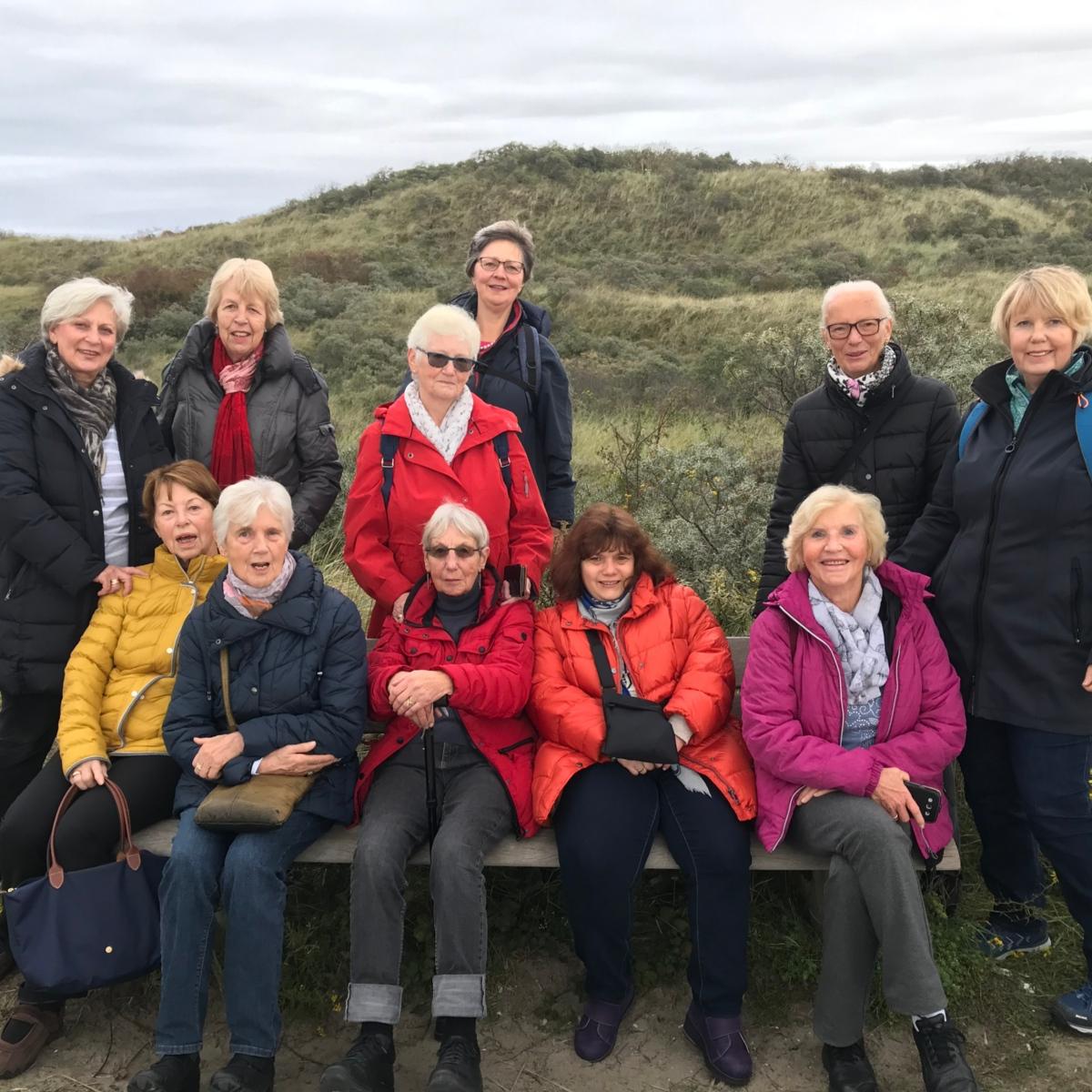 Senioren bei Trauerreise auf die Insel Juist