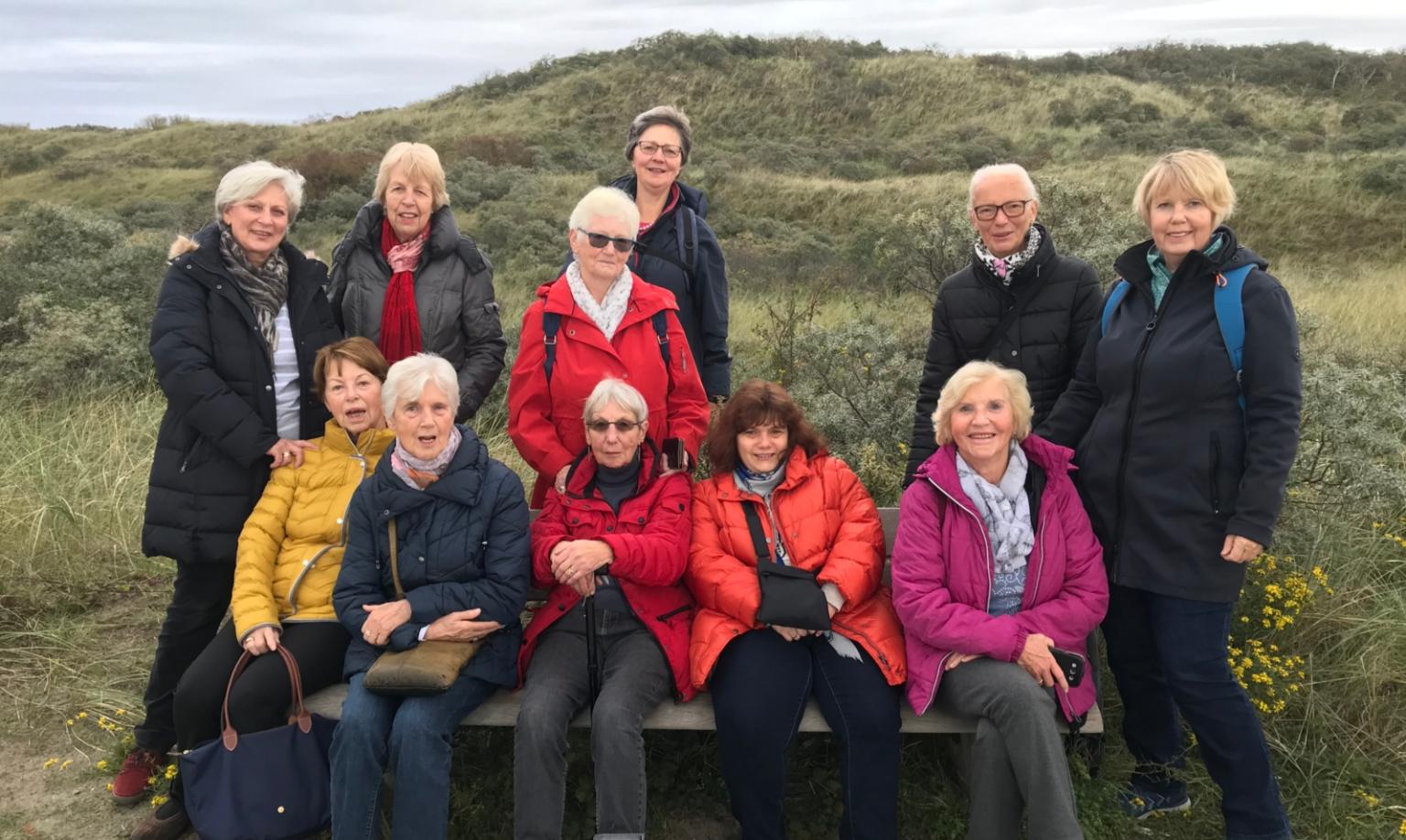 Senioren bei Trauerreise auf die Insel Juist