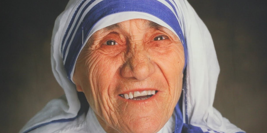 Mutter Teresa bearbeitet