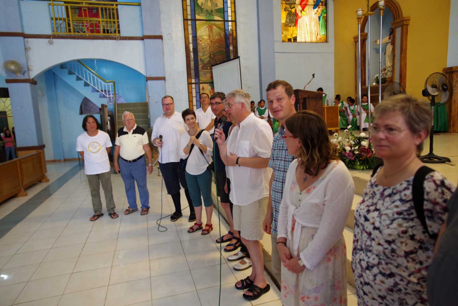 Die 1. Reisegruppe unterwegs: Besuch in der Pfarrei  San Dionisio im Erzbistum Jaro