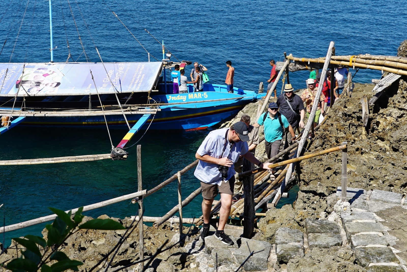 Unterwegs in der philippinischen Kirche: Die 2. Reisegruppe erreicht die Insel Naburod