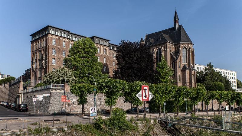 Albertinum vom Rhein aus