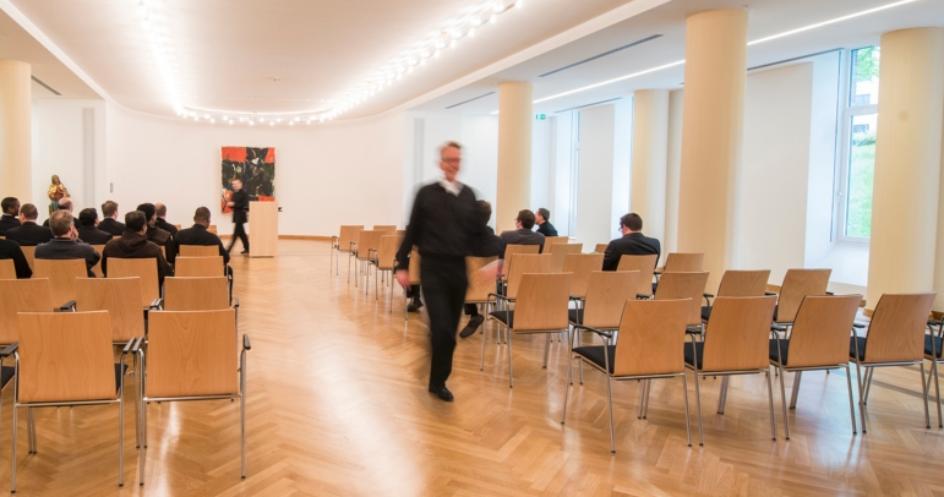 Aus der Theorie in die Praxis - aus der Tiefe in die Weite
