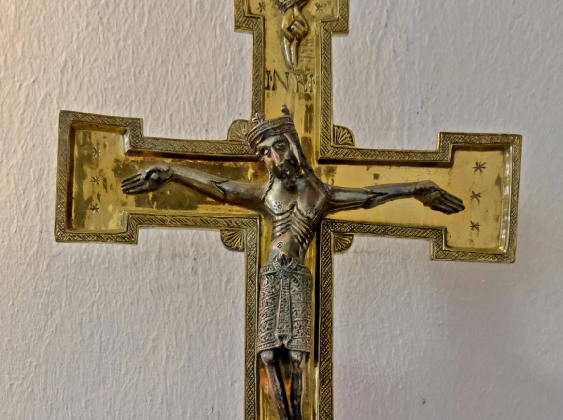 Overath-Immekeppel, St. Lucia, Vortragekreuz, Vorderseite