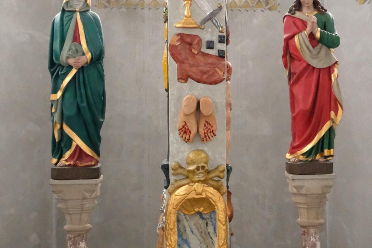 Hermerath, St. Anna, Arma-Christi-Kreuz