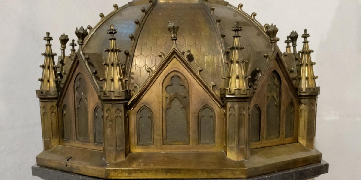 Niederkassel-Uckendorf, Sieben Schmerzen Mariens, Taufstein, Gesamtansicht