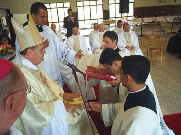 Patenschaft für alte Priester