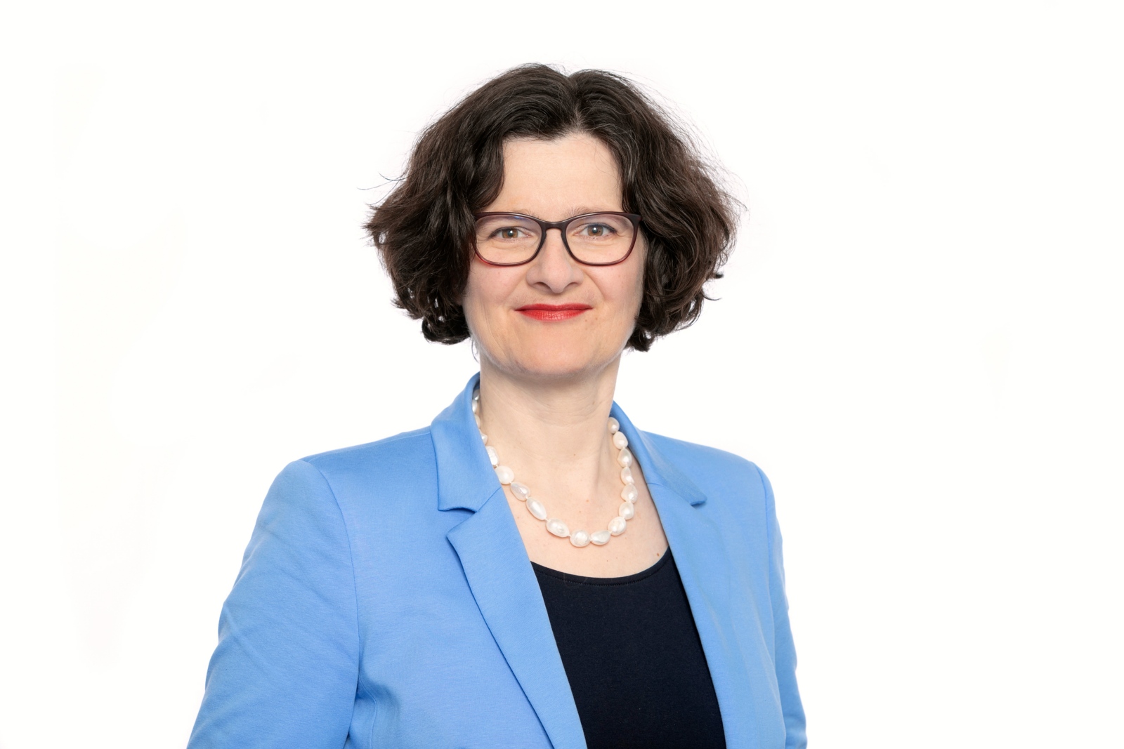Dr.  Ursula  Krohn